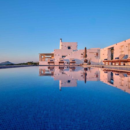 Luxurious Villa Pactia amazing pool Isterni  Esterno foto
